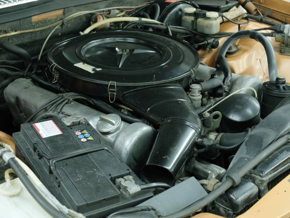 Image 48/50 de Mercedes-Benz 350 SE (1973)