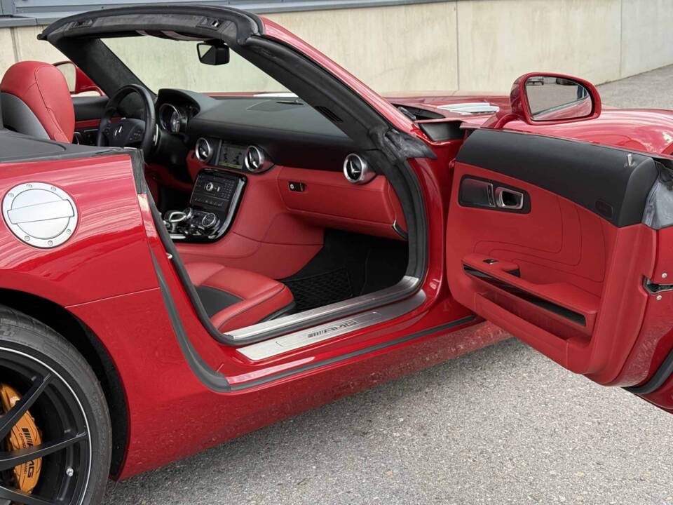 Bild 28/46 von Mercedes-Benz SLS AMG Roadster (2012)