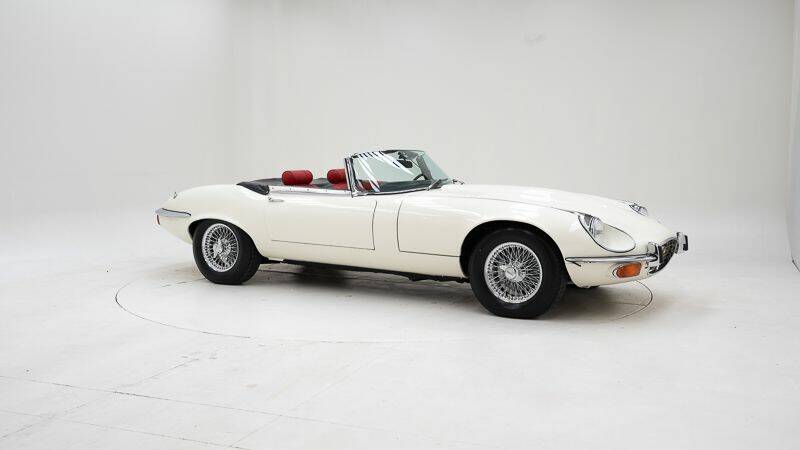 Image 3/15 de Jaguar Type E V12 (1973)