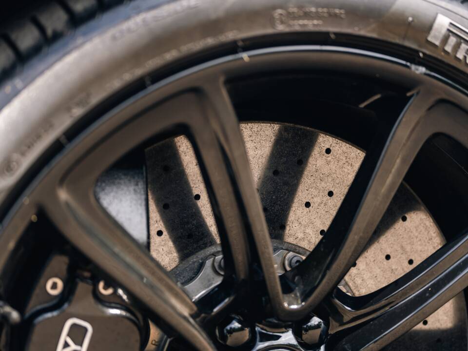 Immagine 42/50 di Bentley Continental GTC (2010)