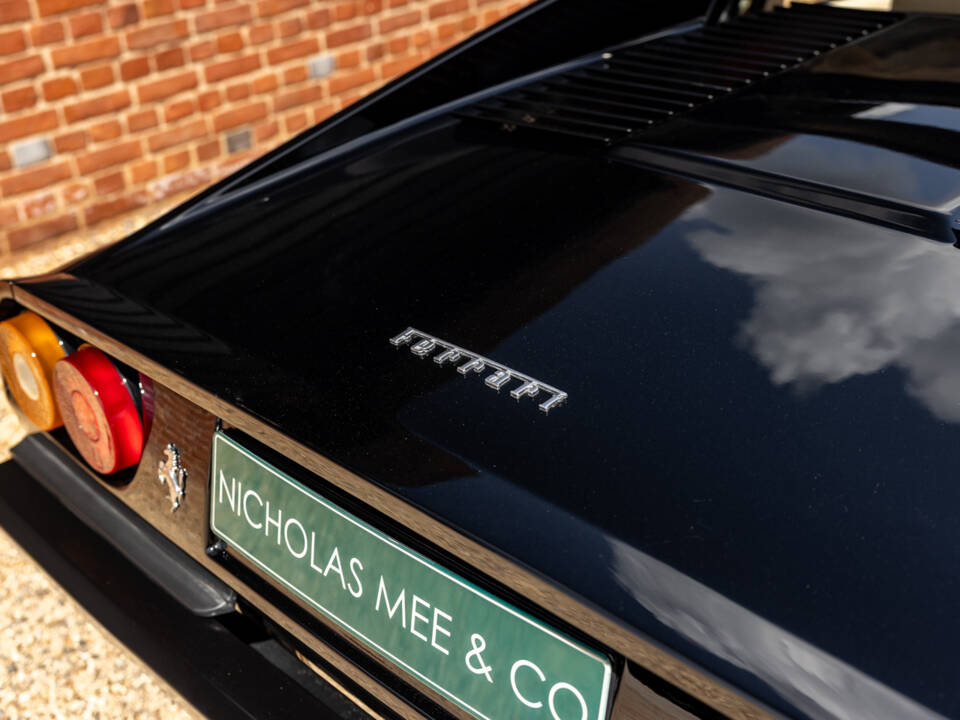 Image 24/80 of Ferrari 308 GTSi Quattrovalvole (1985)