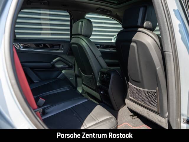 Bild 24/31 von Porsche Cayenne Coupé E-Hybrid (2026)