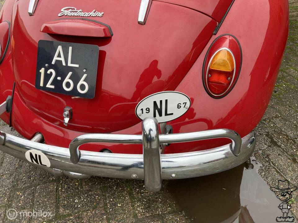 Image 27/50 of Volkswagen Beetle Speedster (1967)