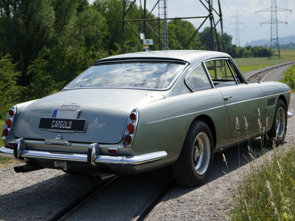Afbeelding 11/72 van Ferrari 250 GTE (1962)