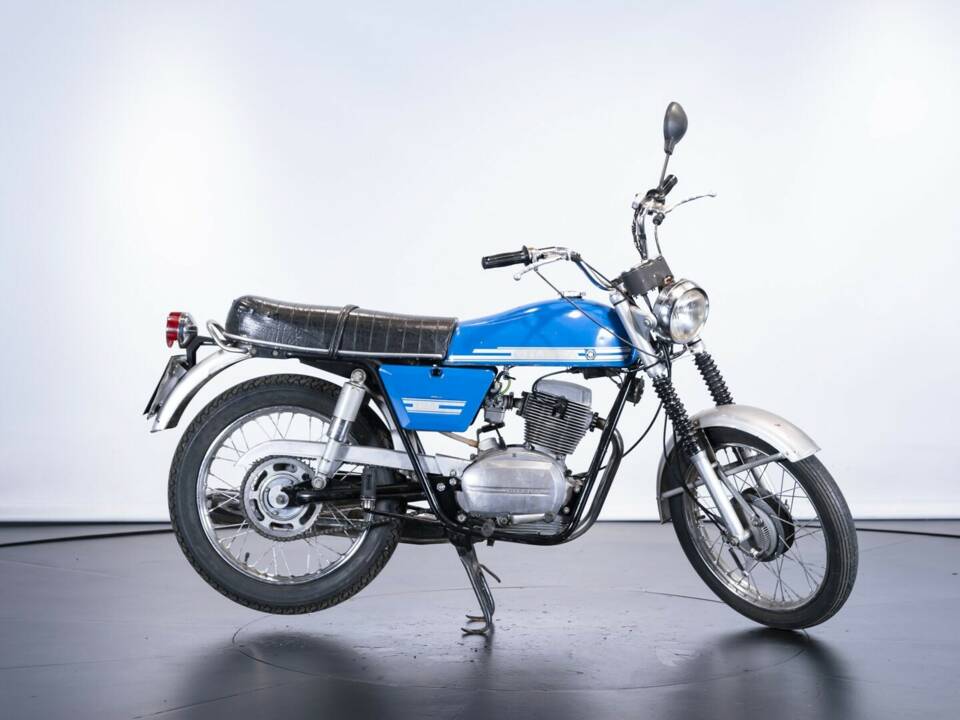 Image 4/50 of Gilera DUMMY (1974)
