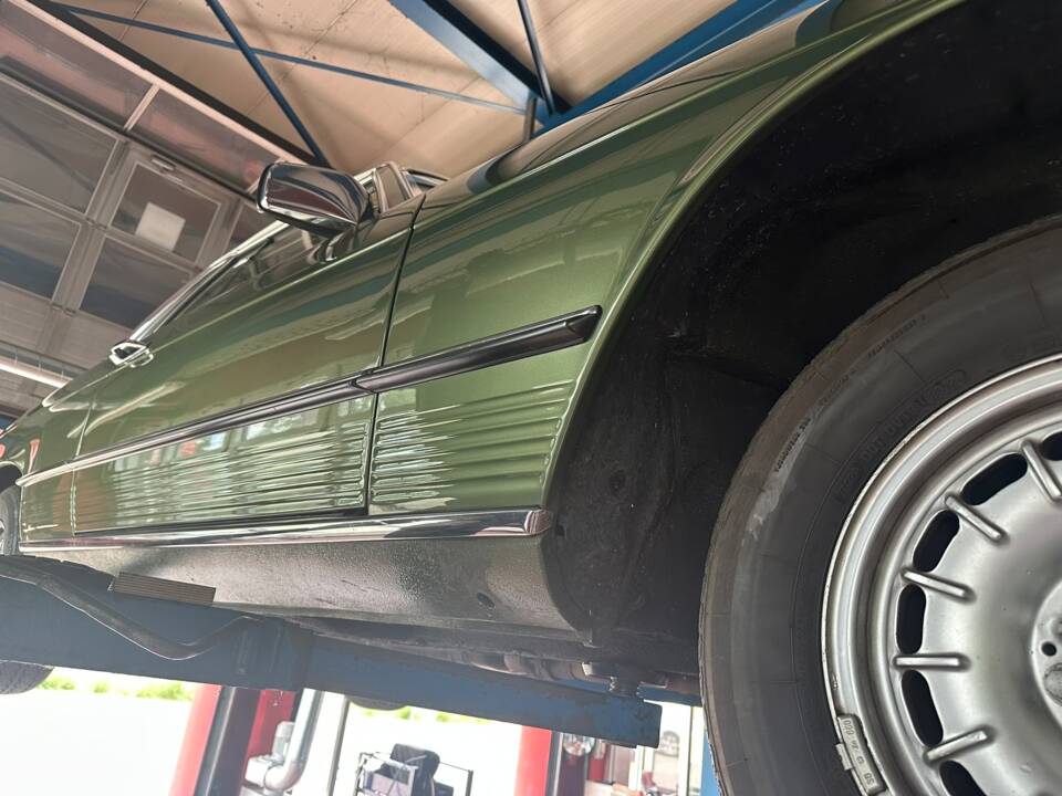 Image 31/52 of Mercedes-Benz 450 SLC 5,0 (1979)