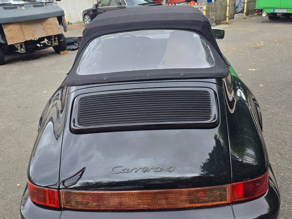 Image 12/14 de Porsche 911 Carrera 4 (1990)