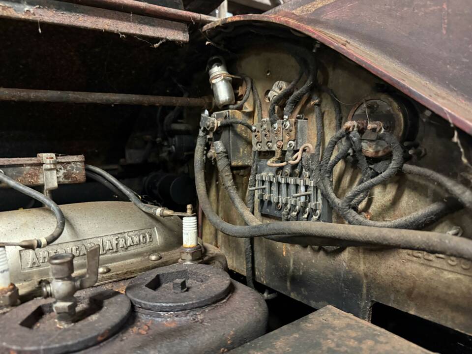 Immagine 26/31 di American LaFrance Type 75 (1919)