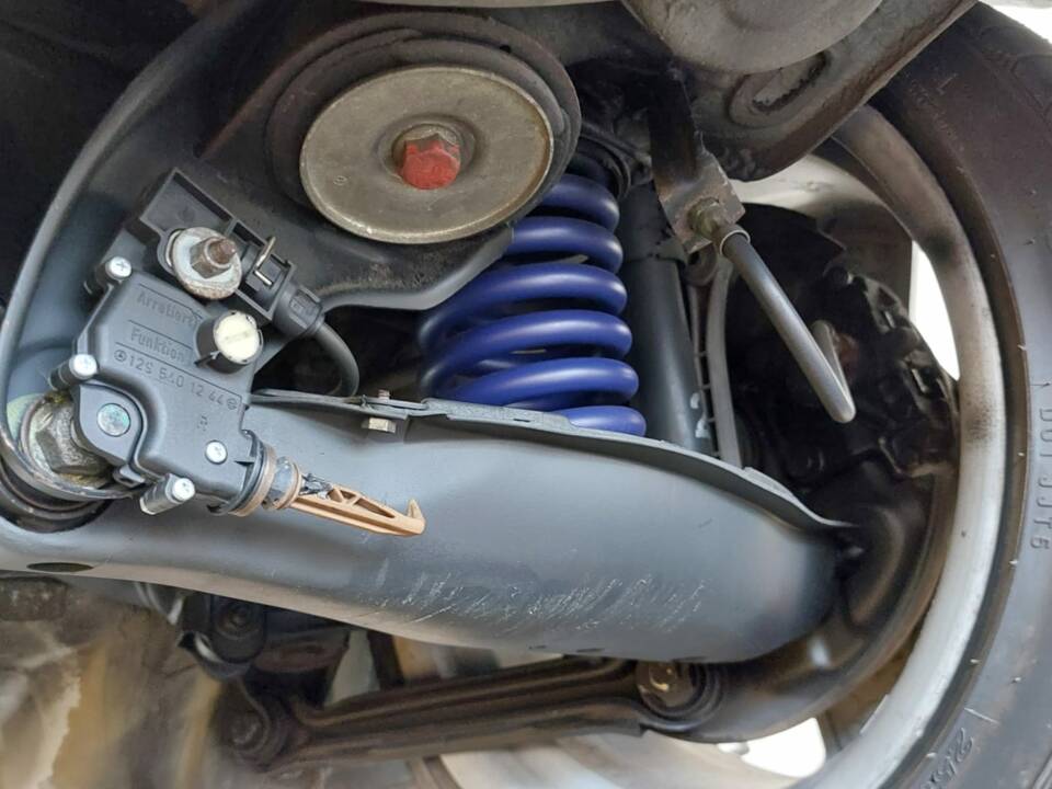 Afbeelding 31/43 van Mercedes-Benz 320 CE (1993)