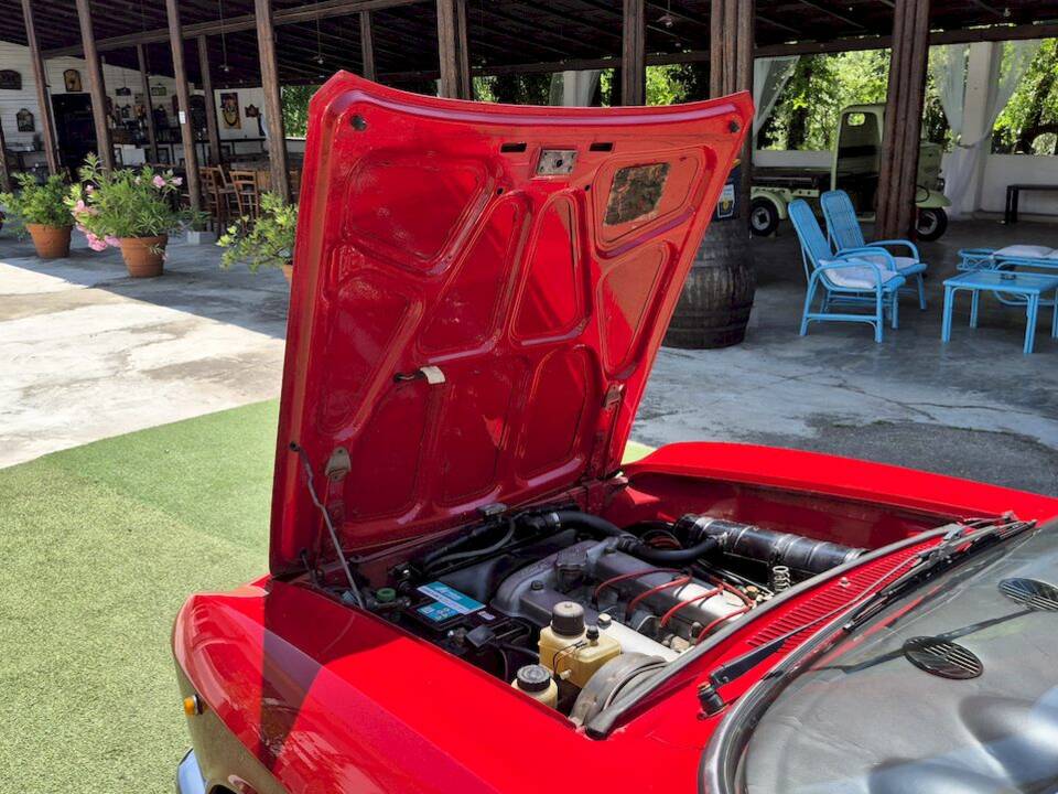 Afbeelding 55/63 van Alfa Romeo Giulia GT 1300 Junior (1971)