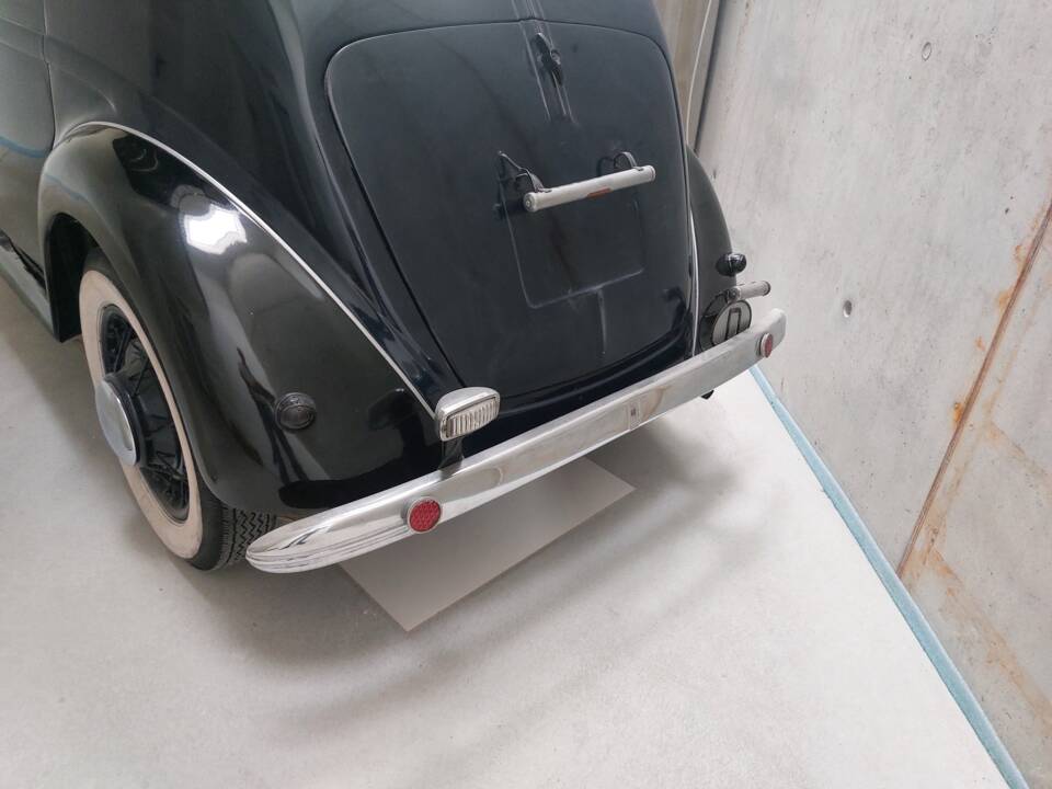 Image 18/27 of Lancia Ardea (1939)