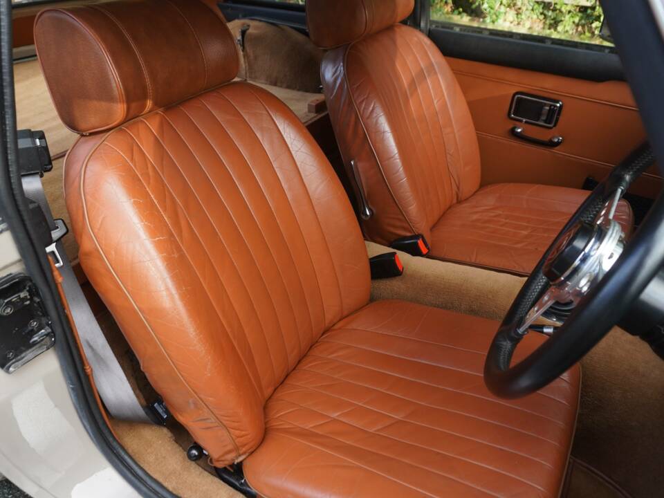 Bild 10/18 von MG MGC GT (1969)