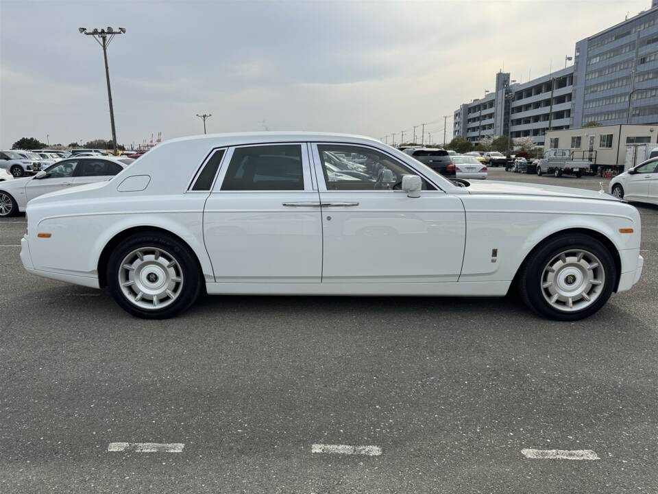 Bild 8/56 von Rolls-Royce Phantom VII (2006)