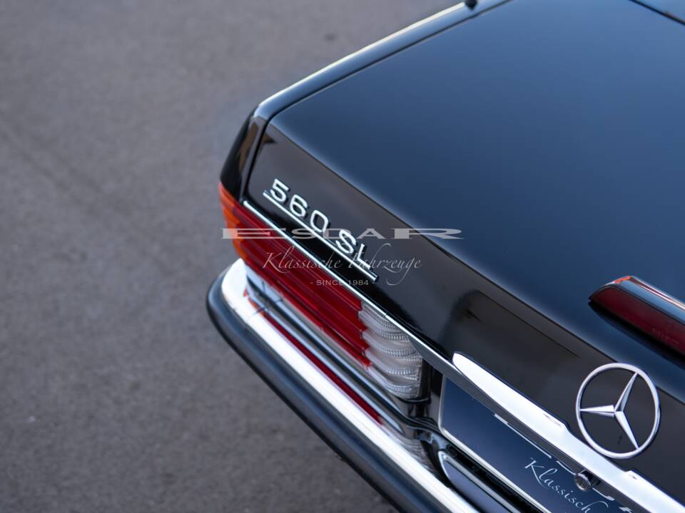 Image 30/37 of Mercedes-Benz 560 SL (1989)