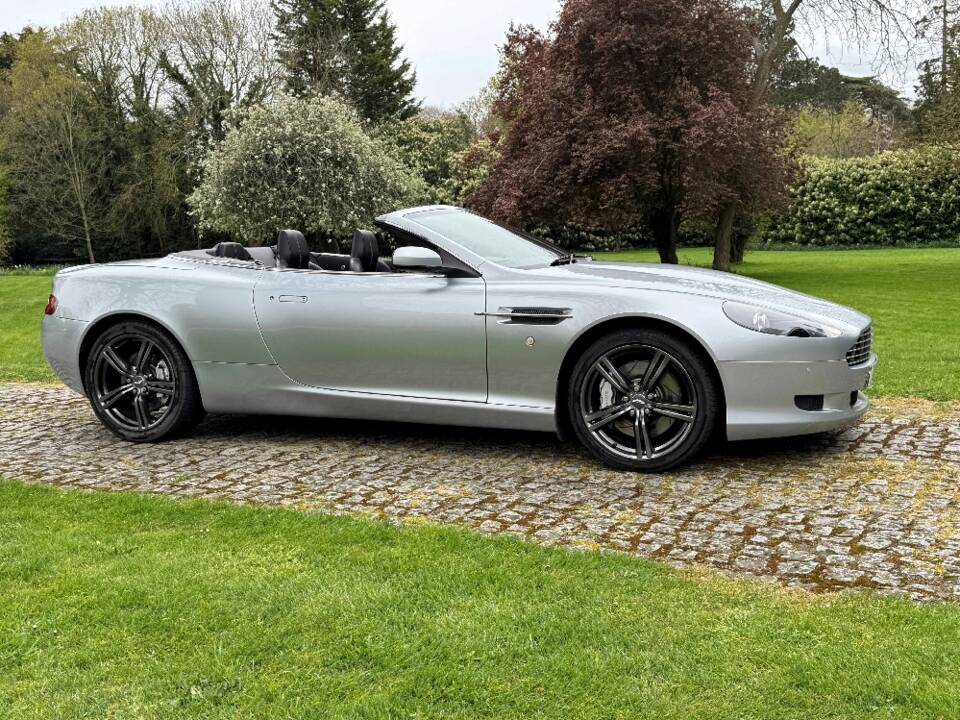 Immagine 7/28 di Aston Martin DB 9 (2009)