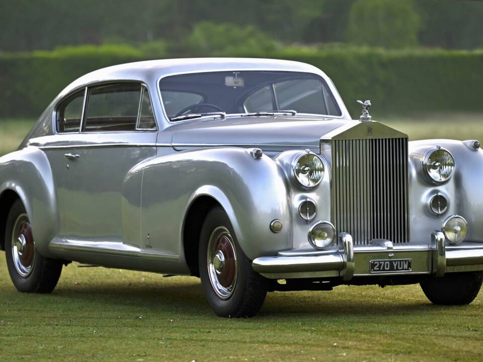 Afbeelding 3/50 van Rolls-Royce Silver Dawn Pininfarina (1951)