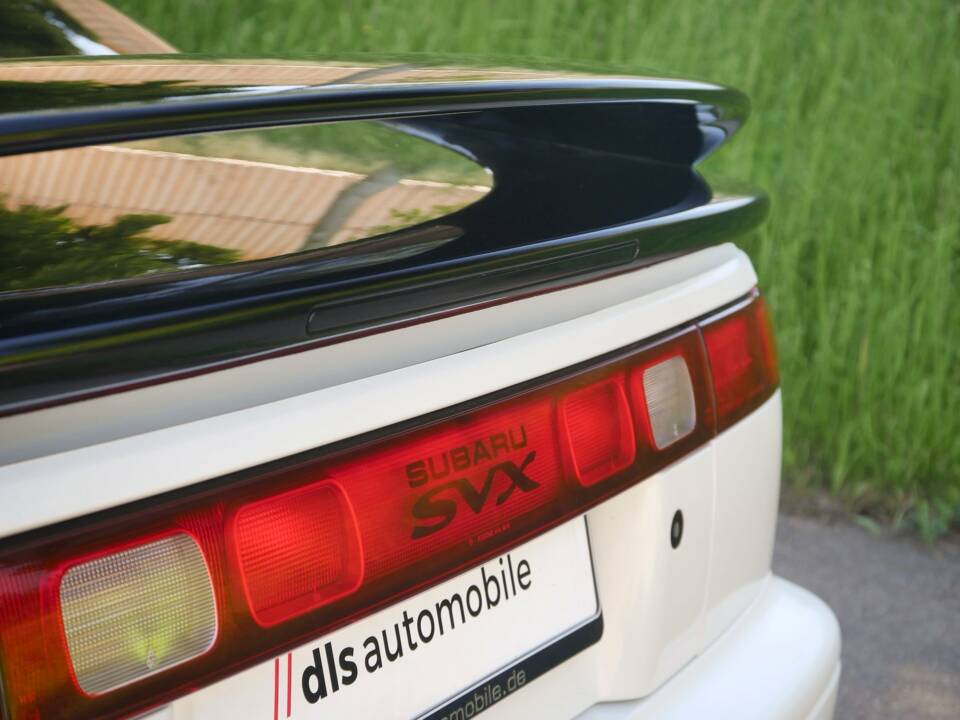 Image 42/50 de Subaru SVX 4WD (1900)