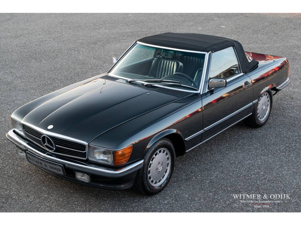 Image 18/32 de Mercedes-Benz 300 SL (1988)