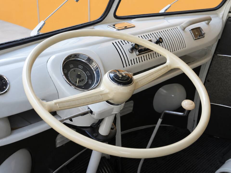 Afbeelding 19/20 van Volkswagen T1 minibus (1966)