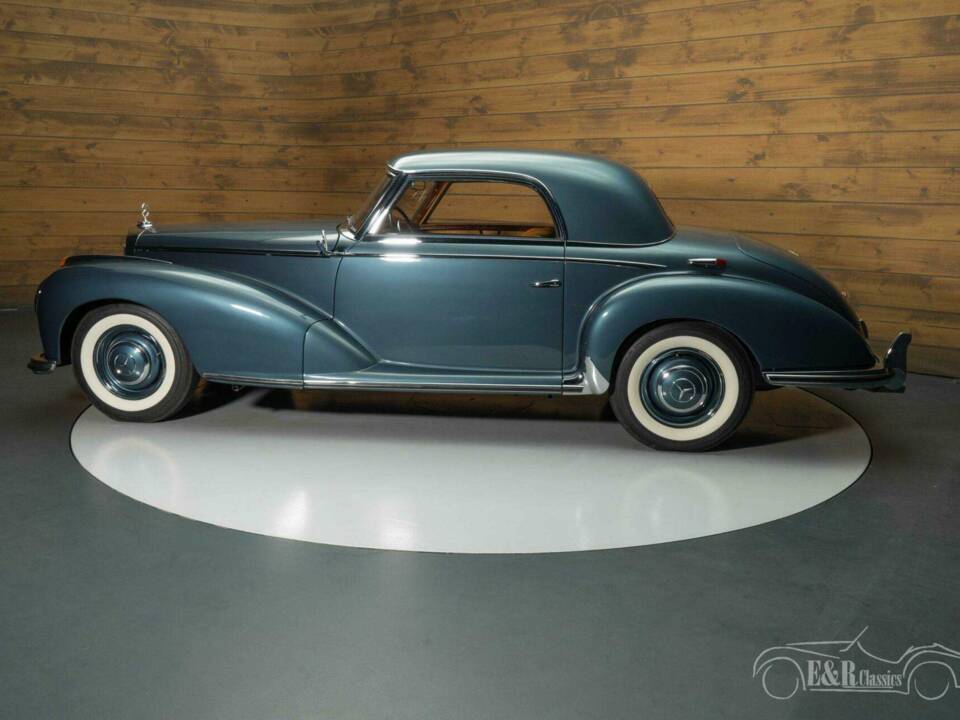 Image 31/31 of Mercedes-Benz 300 S (1953)
