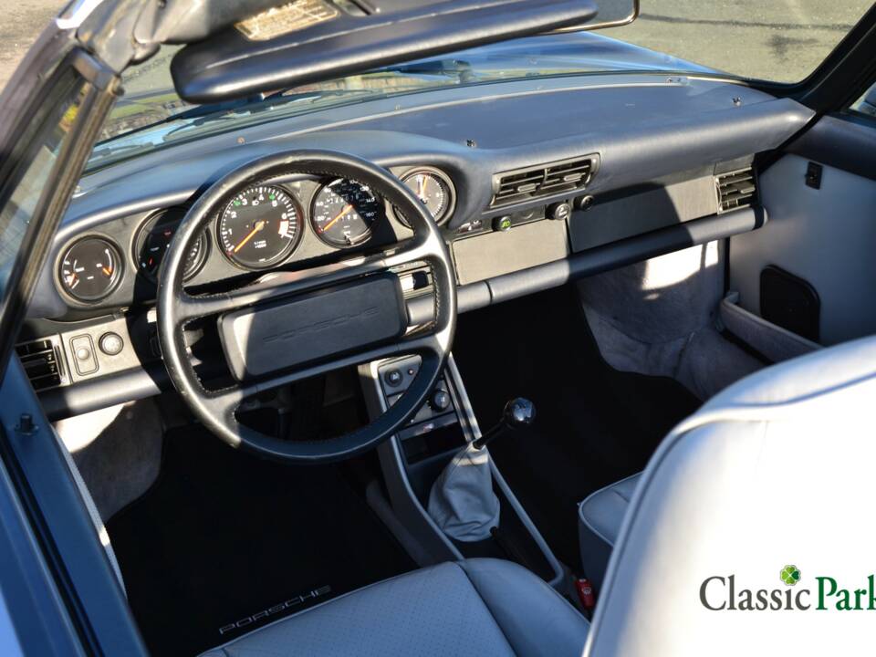 Image 43/50 of Porsche 911 Carrera 3.2 (1987)