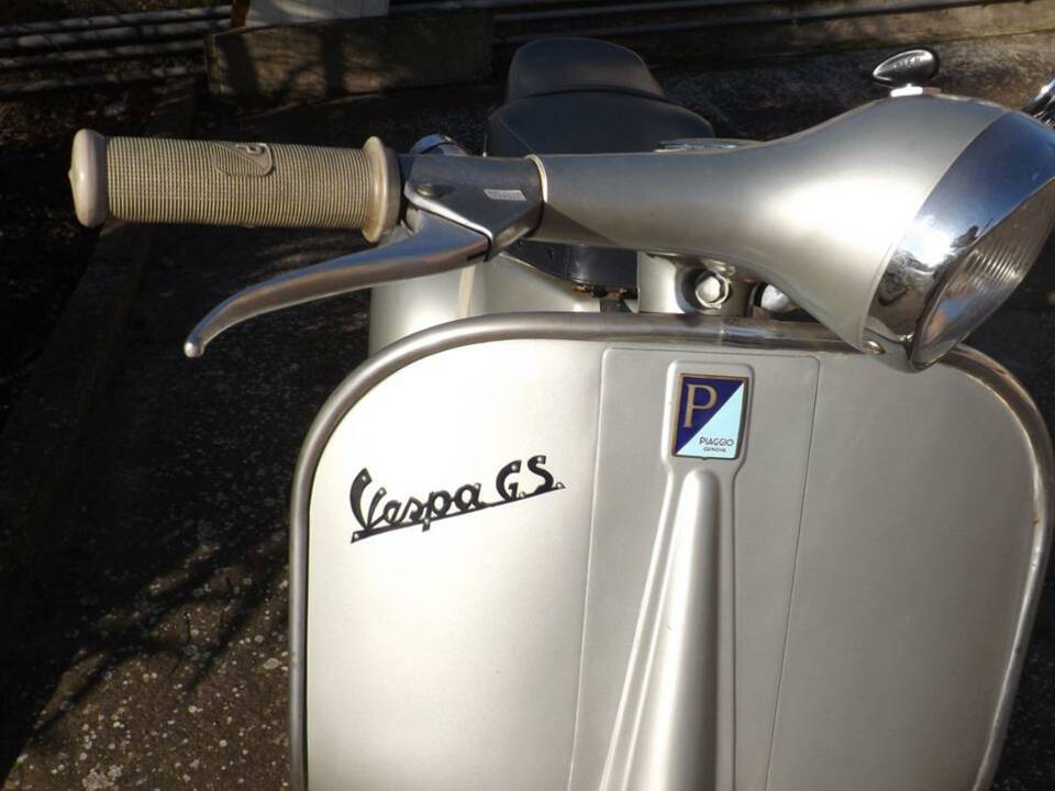 Afbeelding 7/35 van Piaggio Vespa 150 GS (1958)