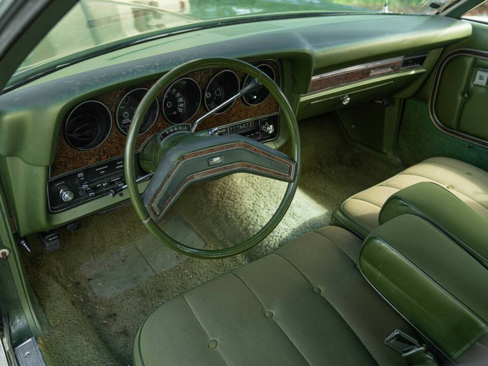 Bild 38/50 von Ford Gran Torino (1976)