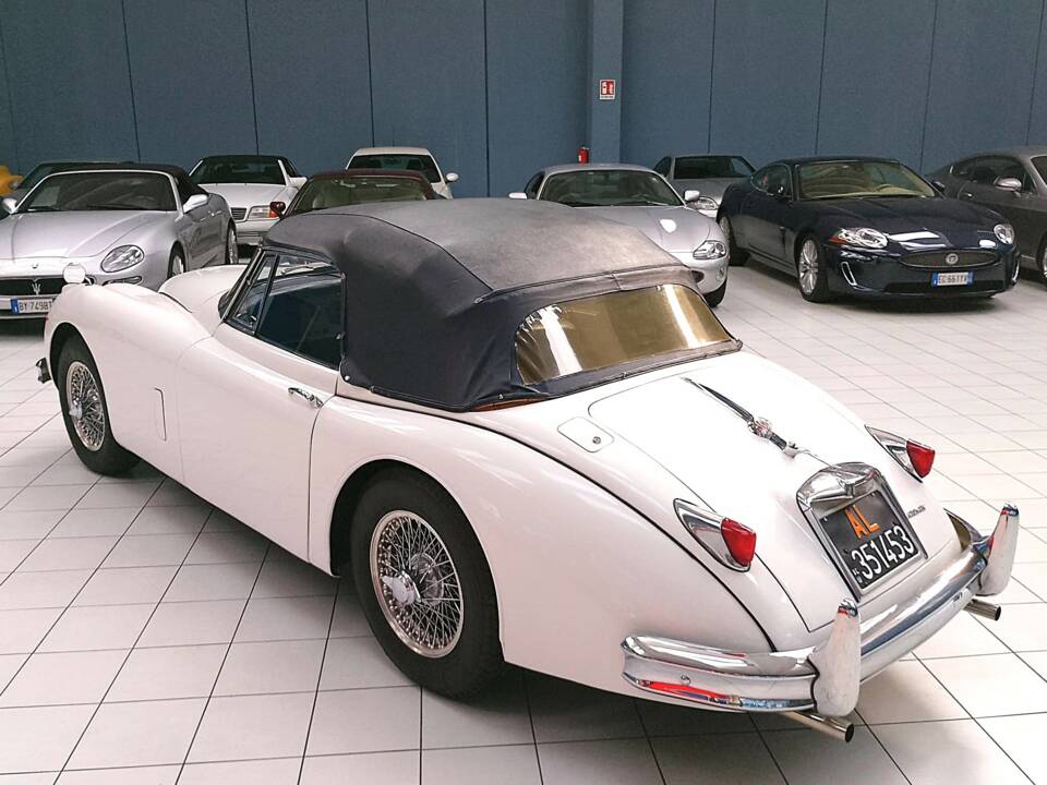 Bild 7/40 von Jaguar XK 150 DHC (1958)