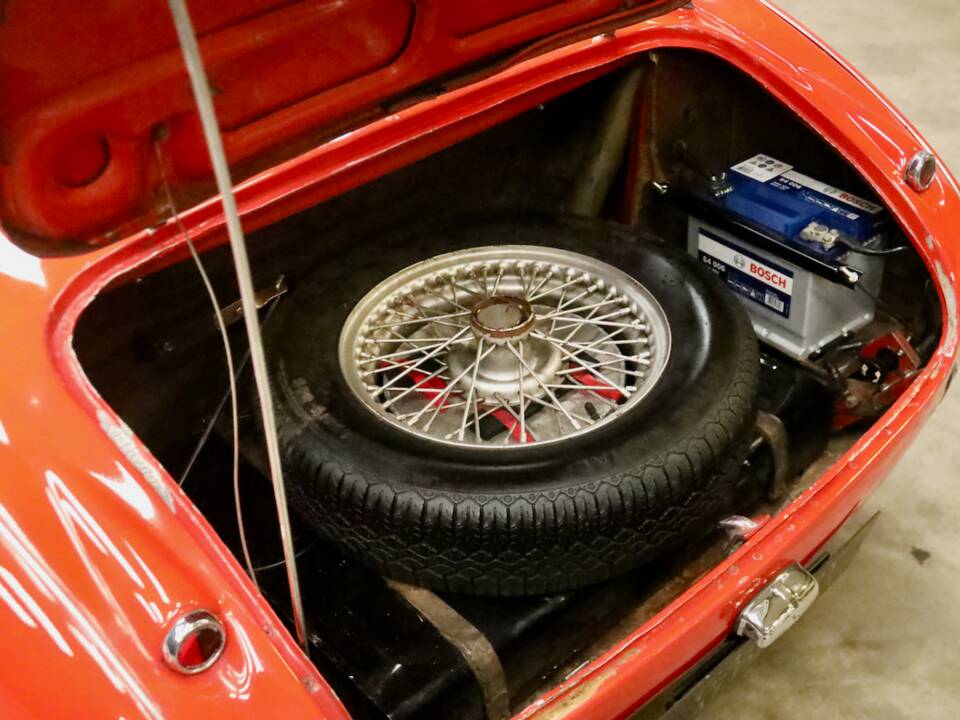 Image 28/50 of Austin-Healey 3000 Mk II (BN7) (1962)