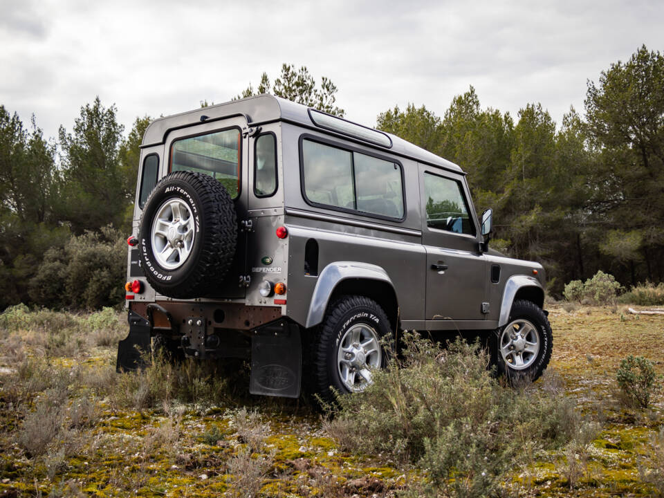 Image 42/50 of Land Rover Defender 90 TD4 (2007)