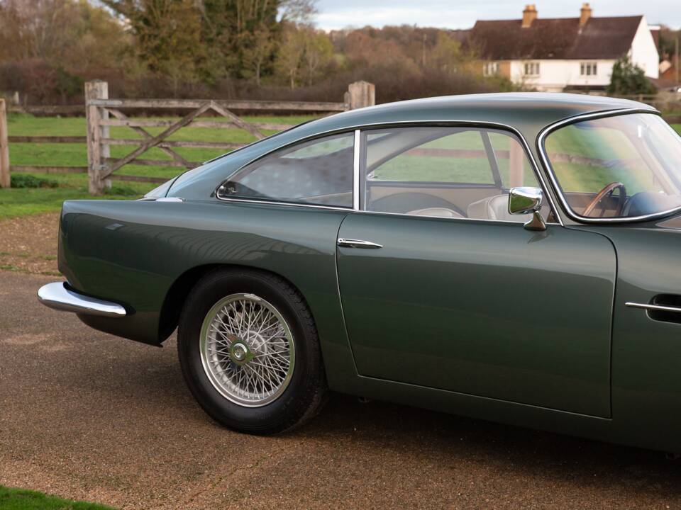 Image 27/42 de Aston Martin DB 4 GT (1959)