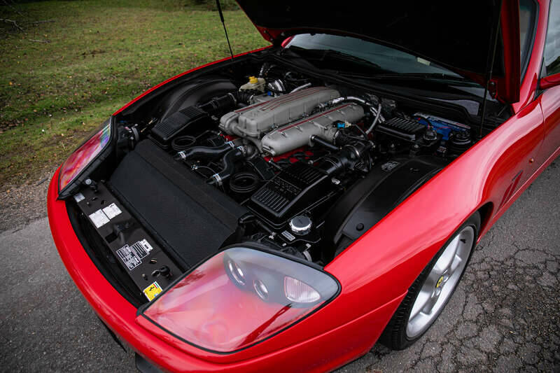 Image 21/49 of Ferrari 550 Maranello (1999)