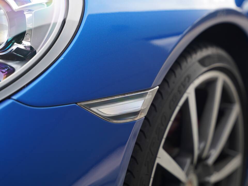 Bild 40/50 von Porsche 911 Carrera 4S (2017)