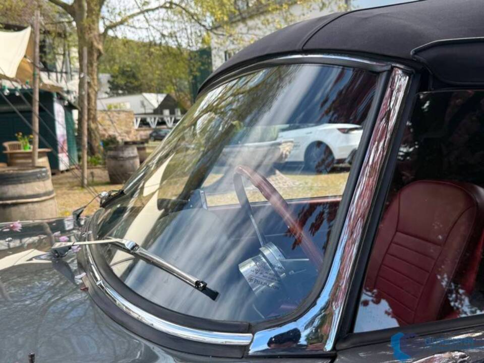 Bild 37/98 von Alfa Romeo 2000 Spider (1960)