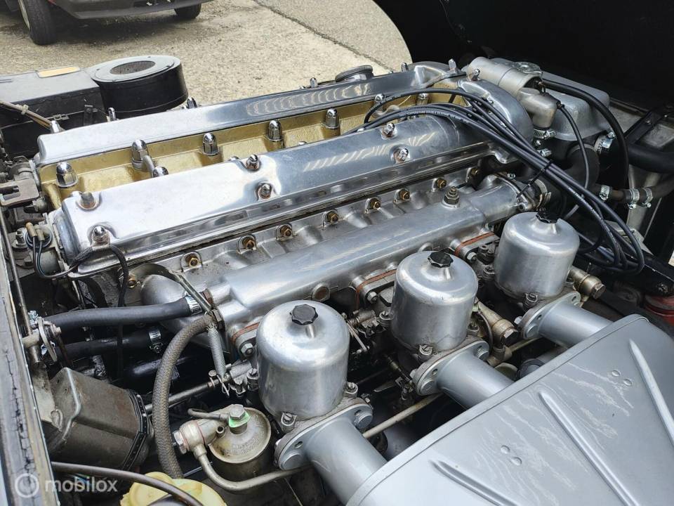 Immagine 36/50 di Jaguar Type E (2+2) (1966)