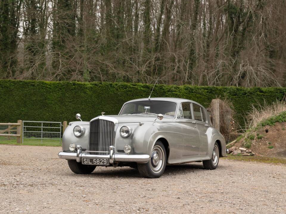 Image 49/50 of Bentley S 1 (1958)