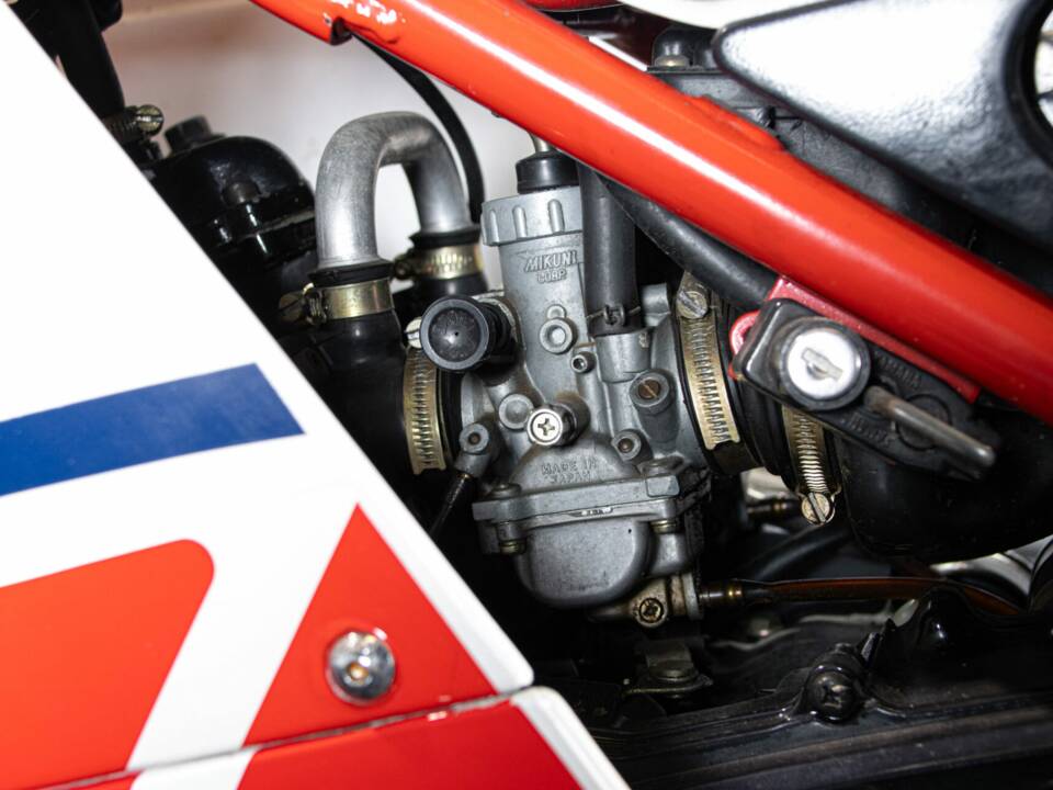 Bild 49/50 von Yamaha RD 350 LC (1990)