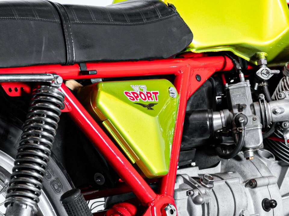 Afbeelding 33/50 van Moto Guzzi DUMMY (1972)