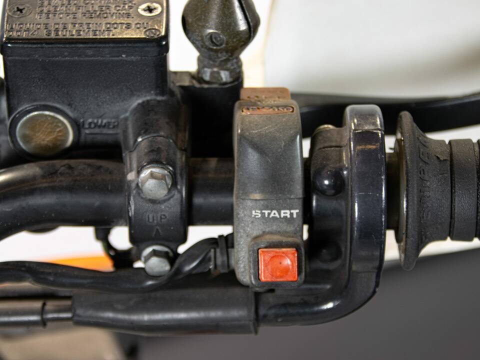 Image 40/45 of Honda XL 600 LM (1988)