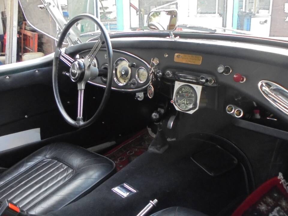 Bild 3/14 von Austin-Healey 100&#x2F;6 (BN4) (1957)