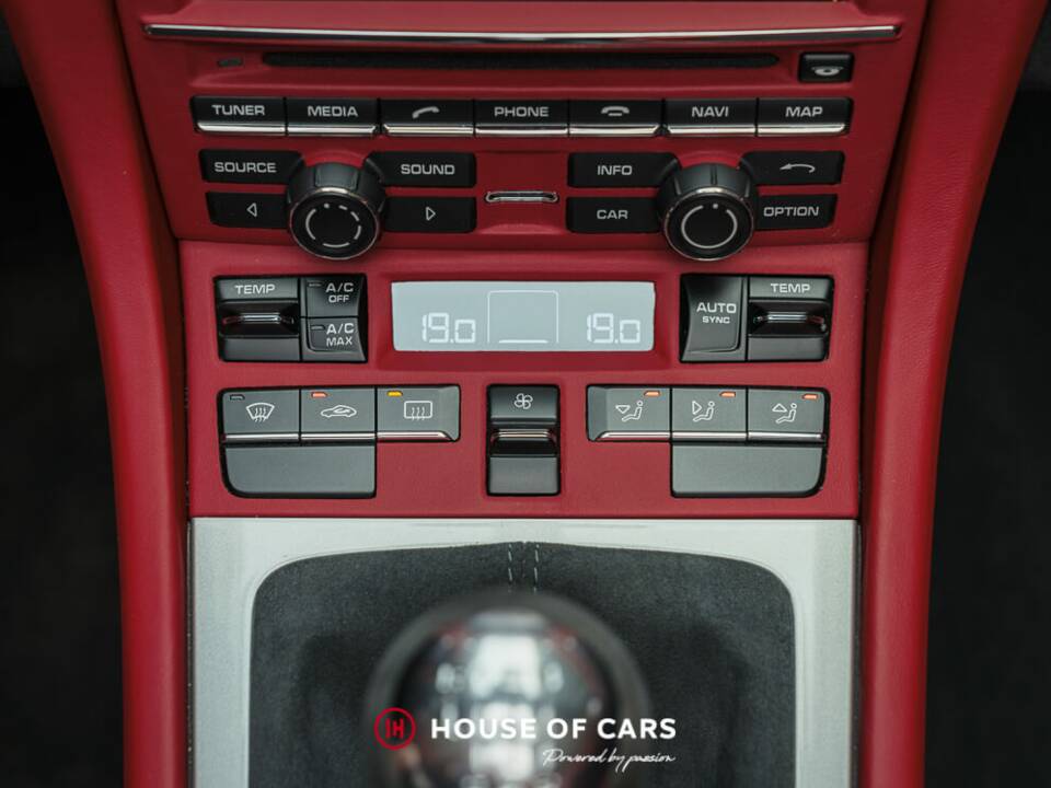 Image 22/25 of Porsche Boxster Spyder (2016)