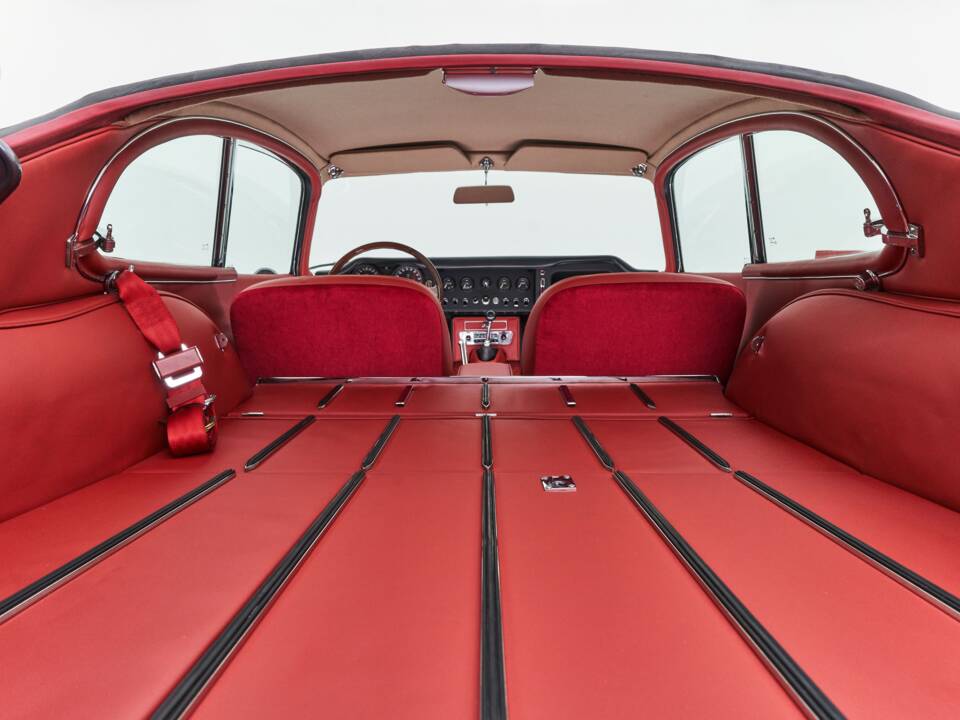 Bild 48/99 von Jaguar E-Type 4.2 (1966)