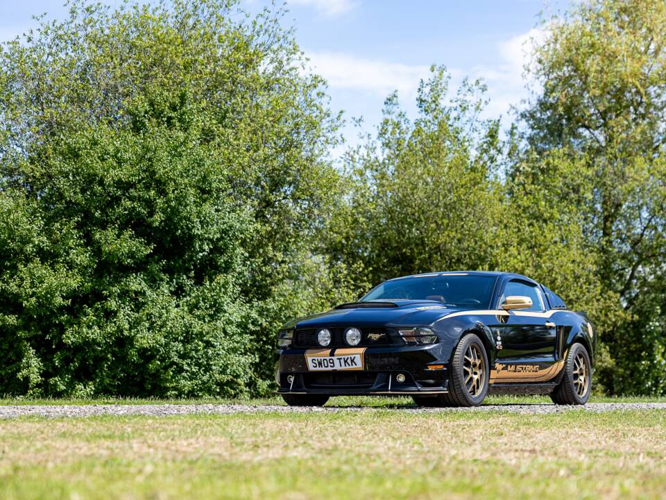 Image 43/50 of Ford Mustang V6 (2009)