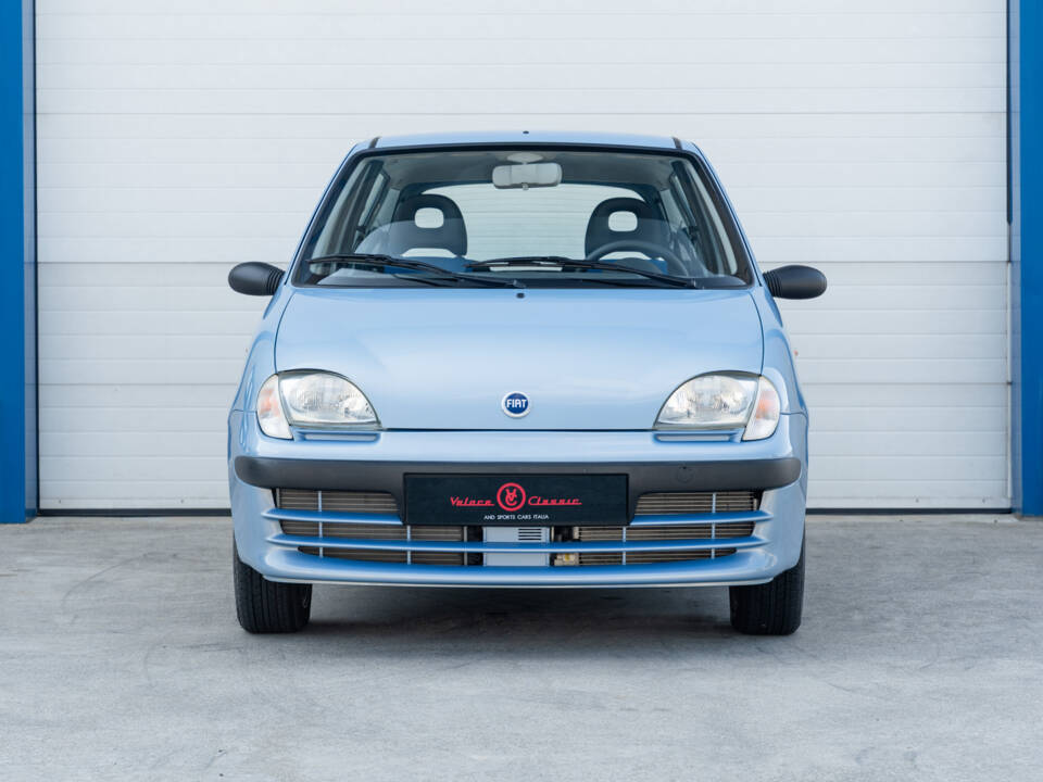 Image 6/99 of FIAT Seicento Young (2001)