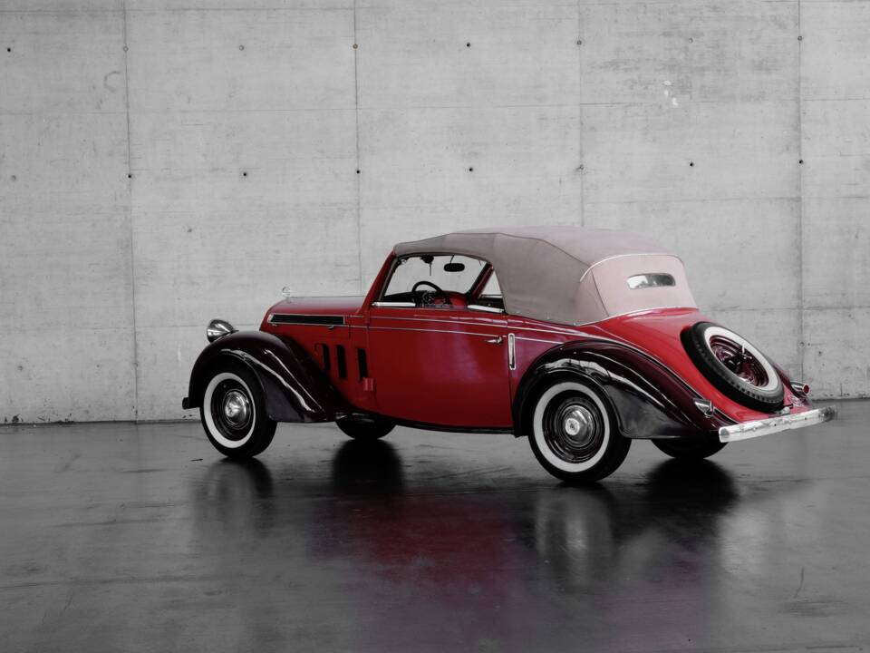 Bild 9/46 von Steyr 220 &quot;Gläser&quot; (1939)