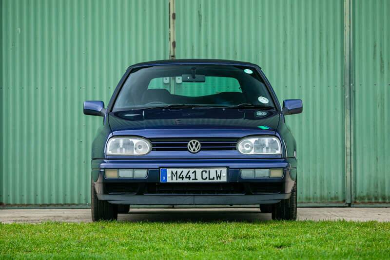 Bild 6/50 von Volkswagen Golf III Cabrio 2.0 (1995)