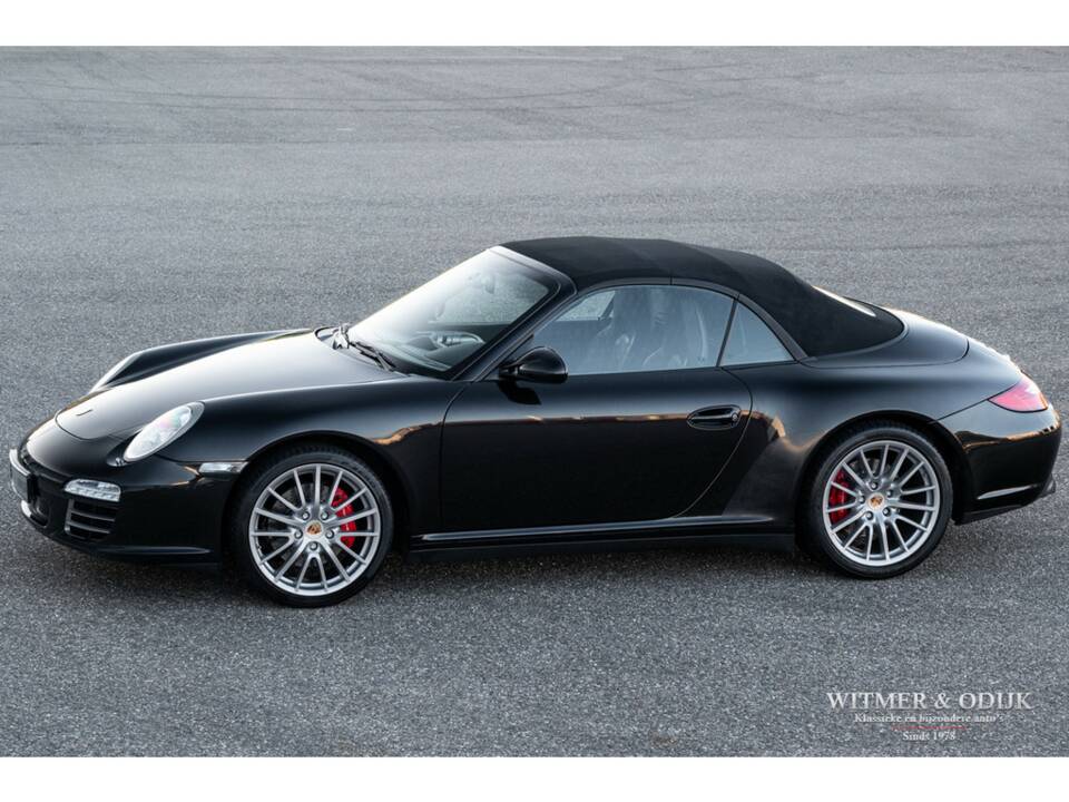 Image 1/37 of Porsche 911 Carrera 4S (2009)