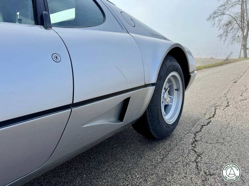 Image 16/43 of Ferrari 512 BB (1979)