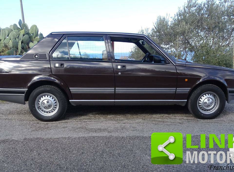 Bild 7/10 von Alfa Romeo Giulietta 1.6 (1983)