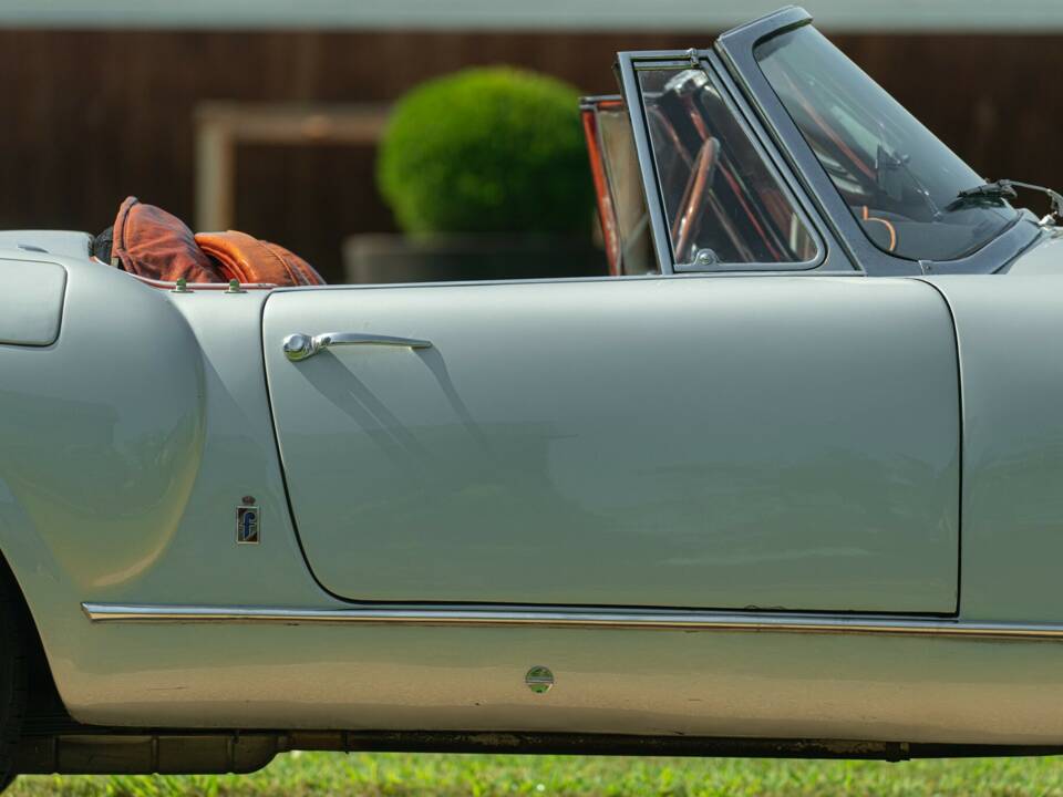 Afbeelding 29/50 van Lancia Aurelia B24 Convertible (1958)